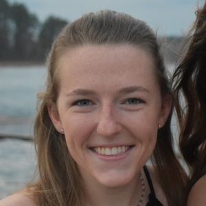 Meet your Posher, Anna